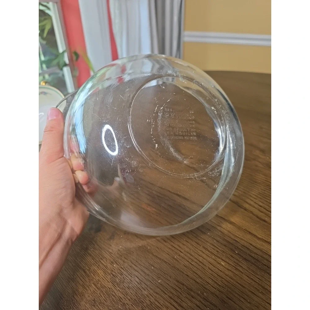 Vintage Pyrex #024‎ Clear Glass 2 Qt. Round 8 1/2